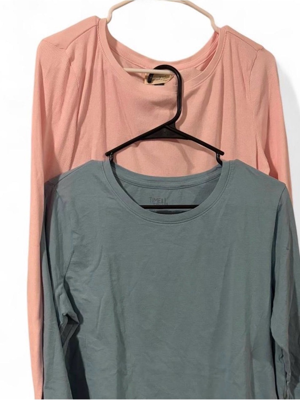 Time and Tru Long Sleeve Crewneck Tops in Sage/Universal Threads Long Sleeve
